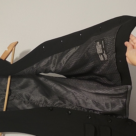 Black vest with gray back modern fit - Picture 6 of 8